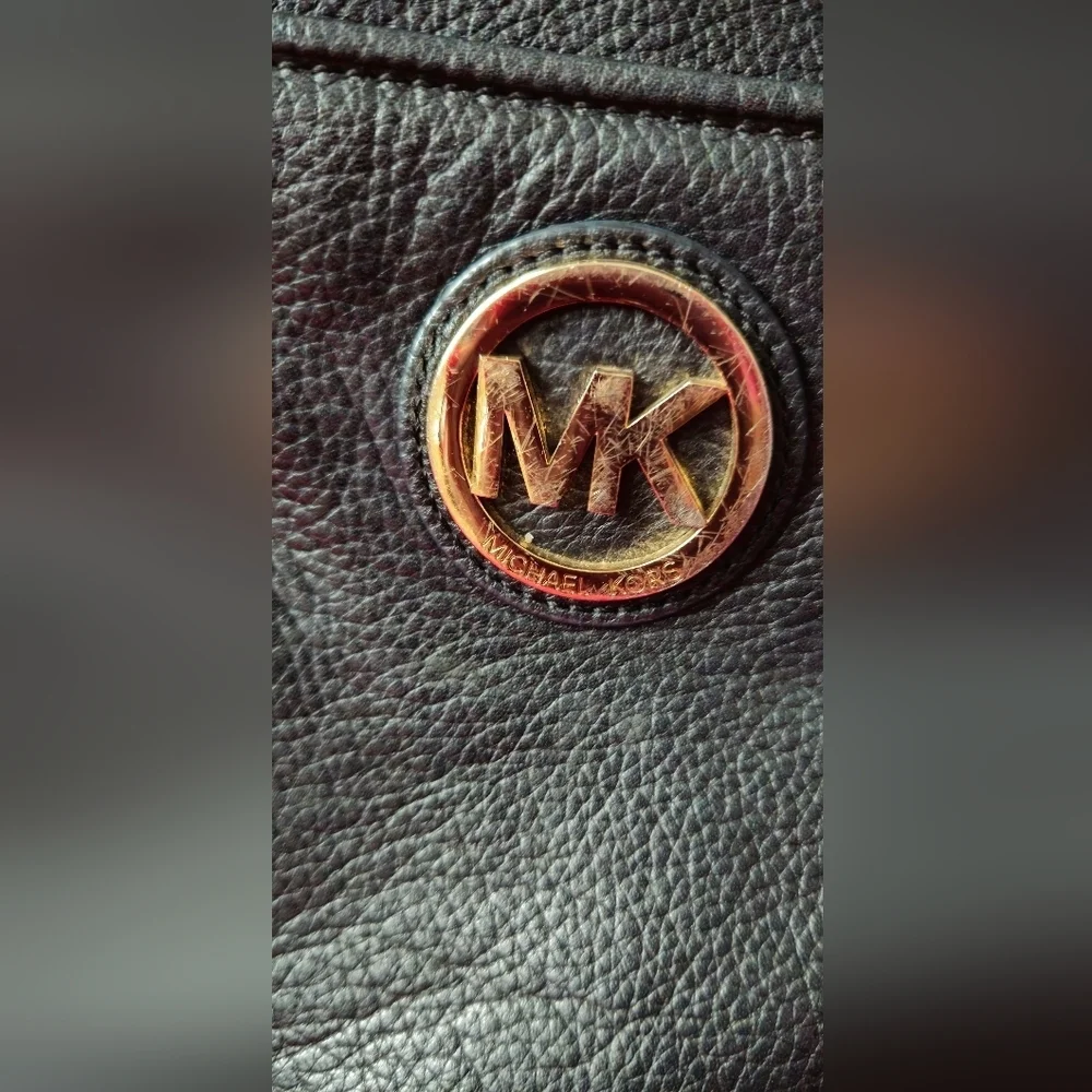 Michael Kors Fulton Black Pebble Leather Crossbody Bag with Gold Metal MK Logo